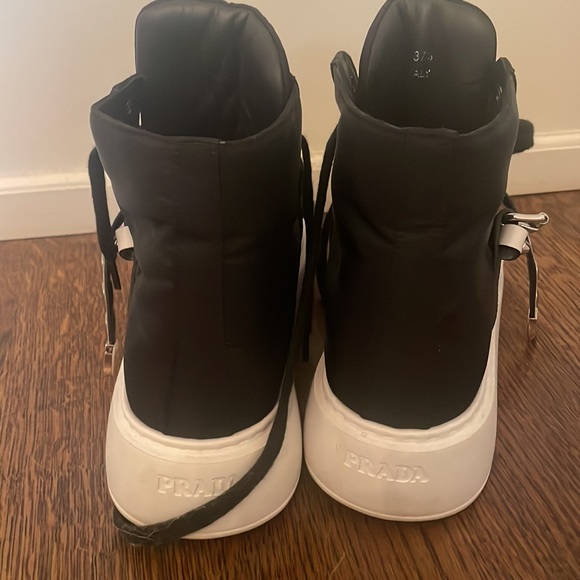Prada.  37.5. Nylon platform high top sneakers. - Picture 3 of 4